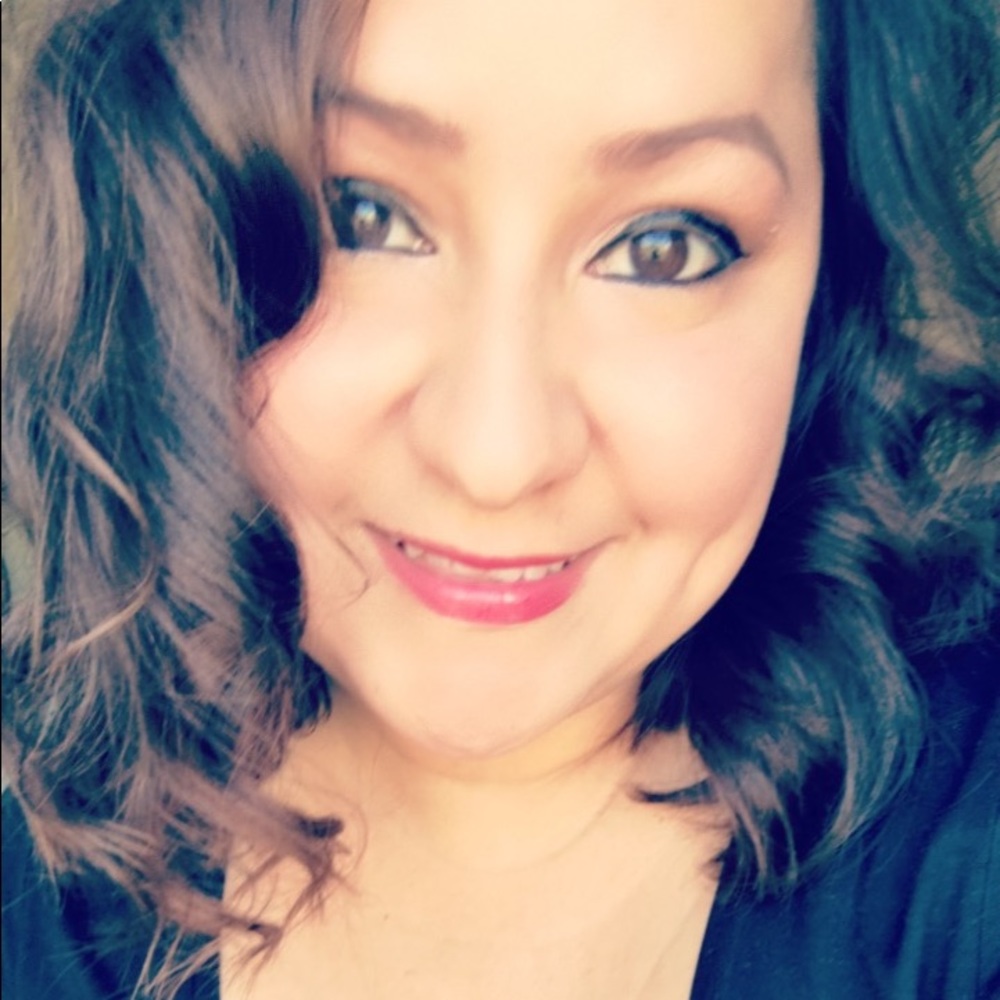 Meet your Posher, Cindy